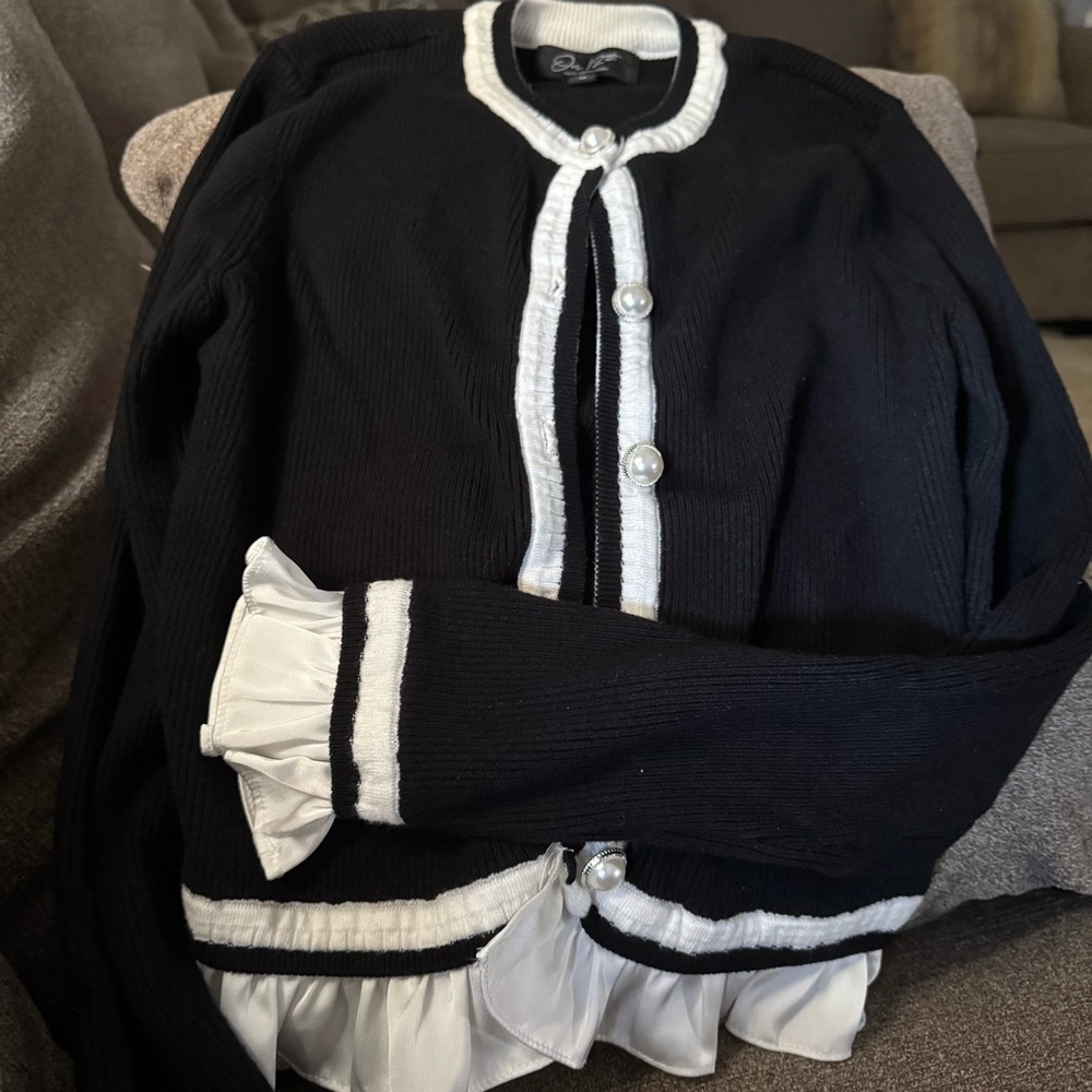 On Twelfth Medium black white pearl Cardigan Barbie Core Whimsy Fairy Romantic